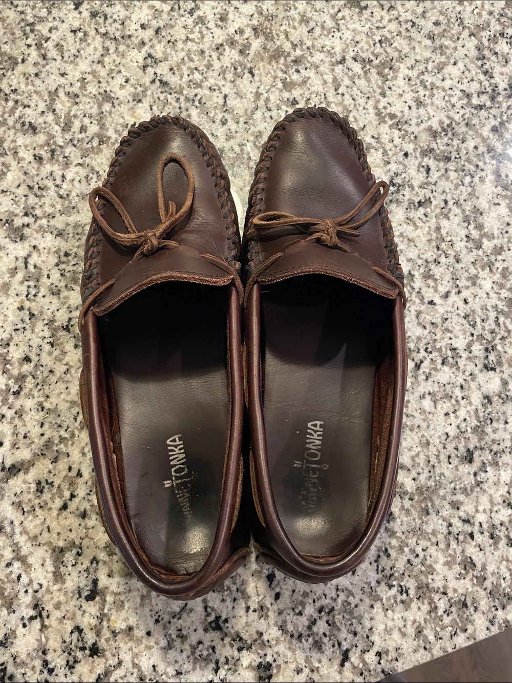 Minnetonka Men’s Loafers Dark Brown Leather Moccasin Slip-Ons Sz. 11